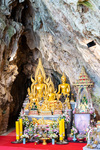 shrine at Wat Tham Pha Plong