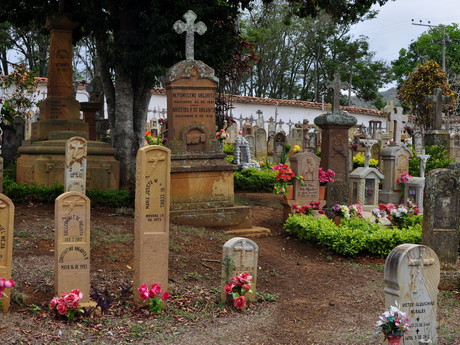 the cemetery in Barichara