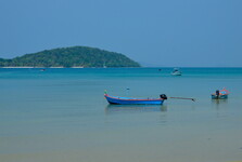 the nearby islands of Ko Maak and Koh Kood can be reached by boat